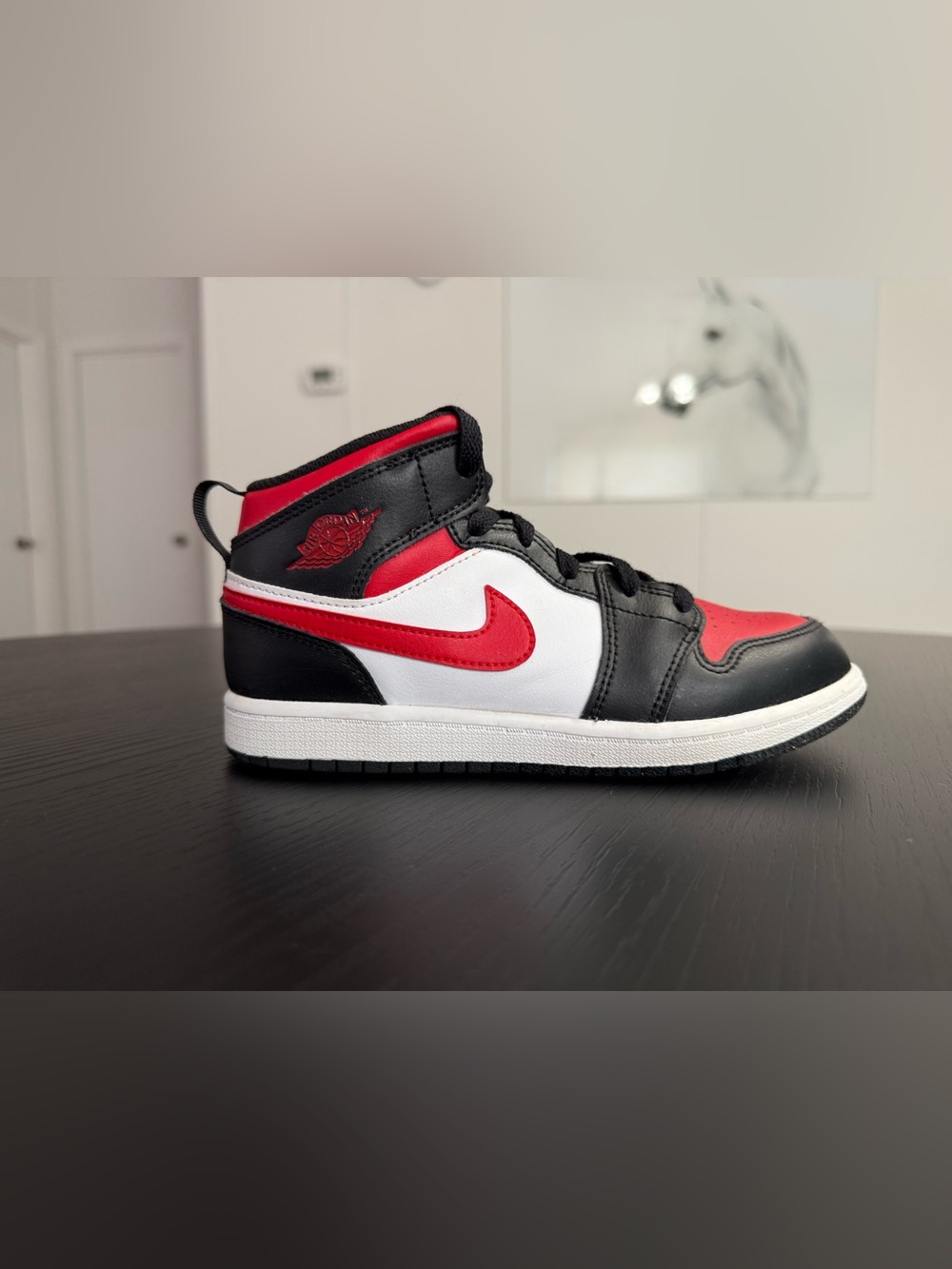Nike Air Jordan 1 Mid GS 'Black Fire Red' boys girls 3Y